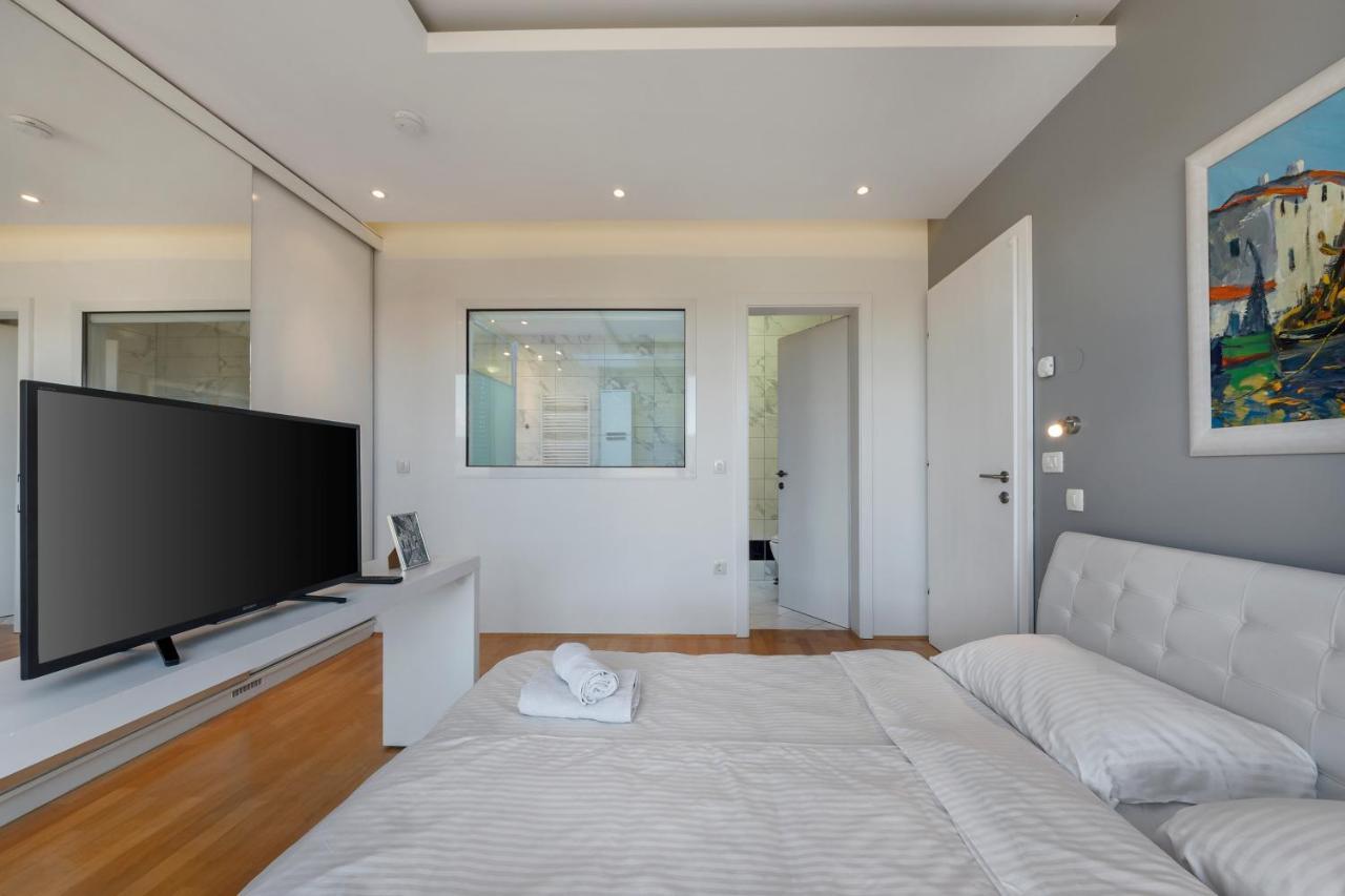 Contemporary Apartment With Rooftop Terrace In Maribor Eksteriør bilde