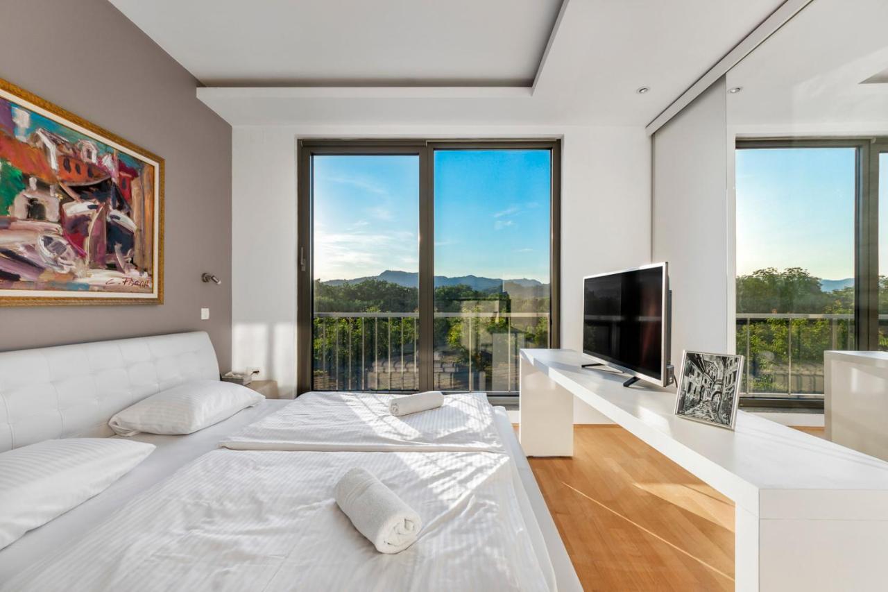 Contemporary Apartment With Rooftop Terrace In Maribor Eksteriør bilde